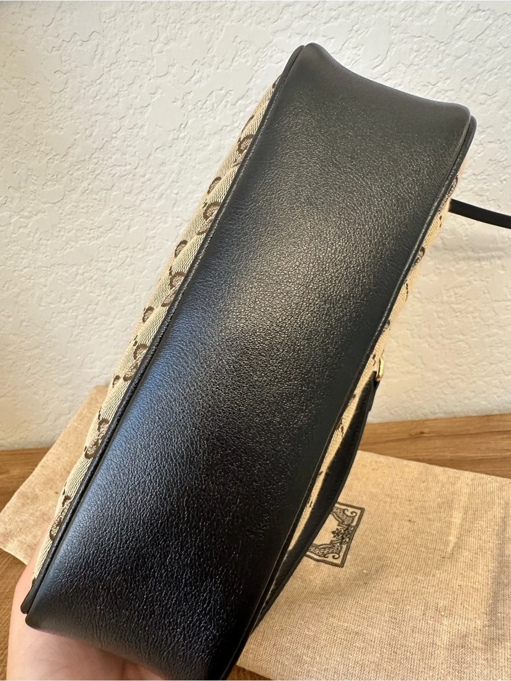 Gucci Beige GG Supreme Canvas Camera Bag with Black Trim